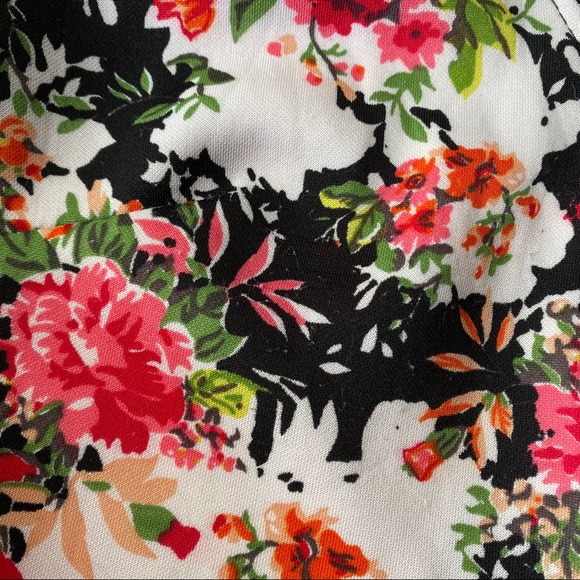 🌹 BOHO BLACK MULTI ASYMMETRICAL FLORAL MIDI DRESS! - Picture 9 of 9